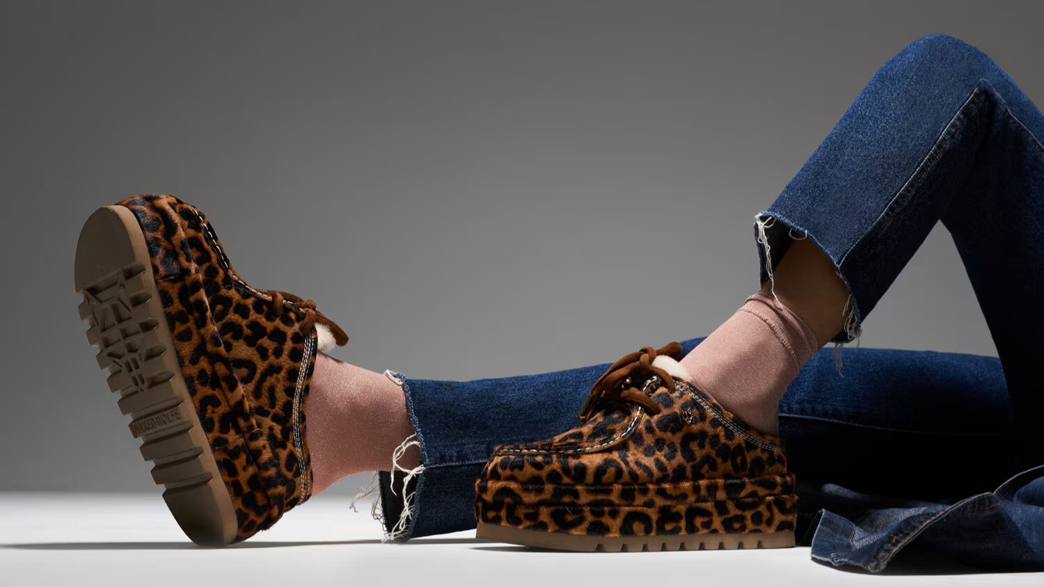 Su kokiomis spalvomis derinti leopardo raštą?